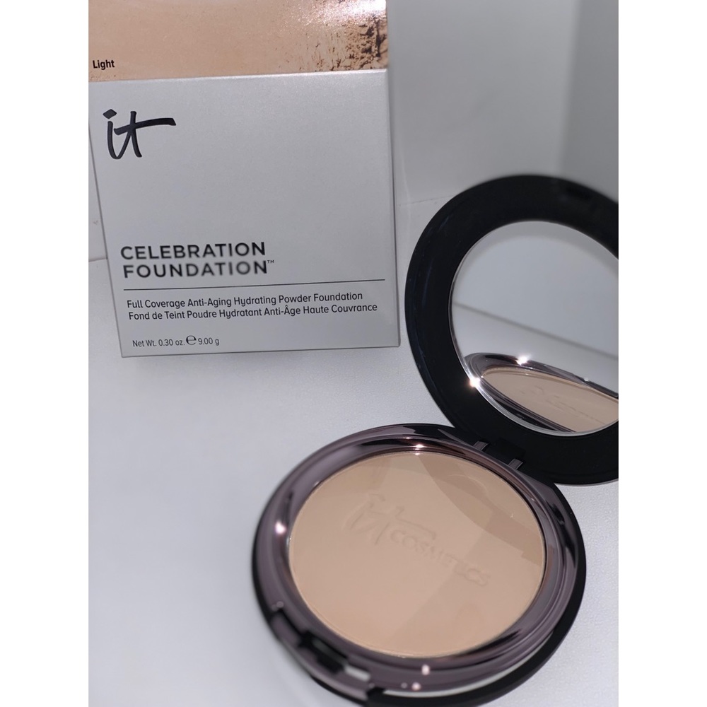 It Cosmetics Celebration Foundation - Light